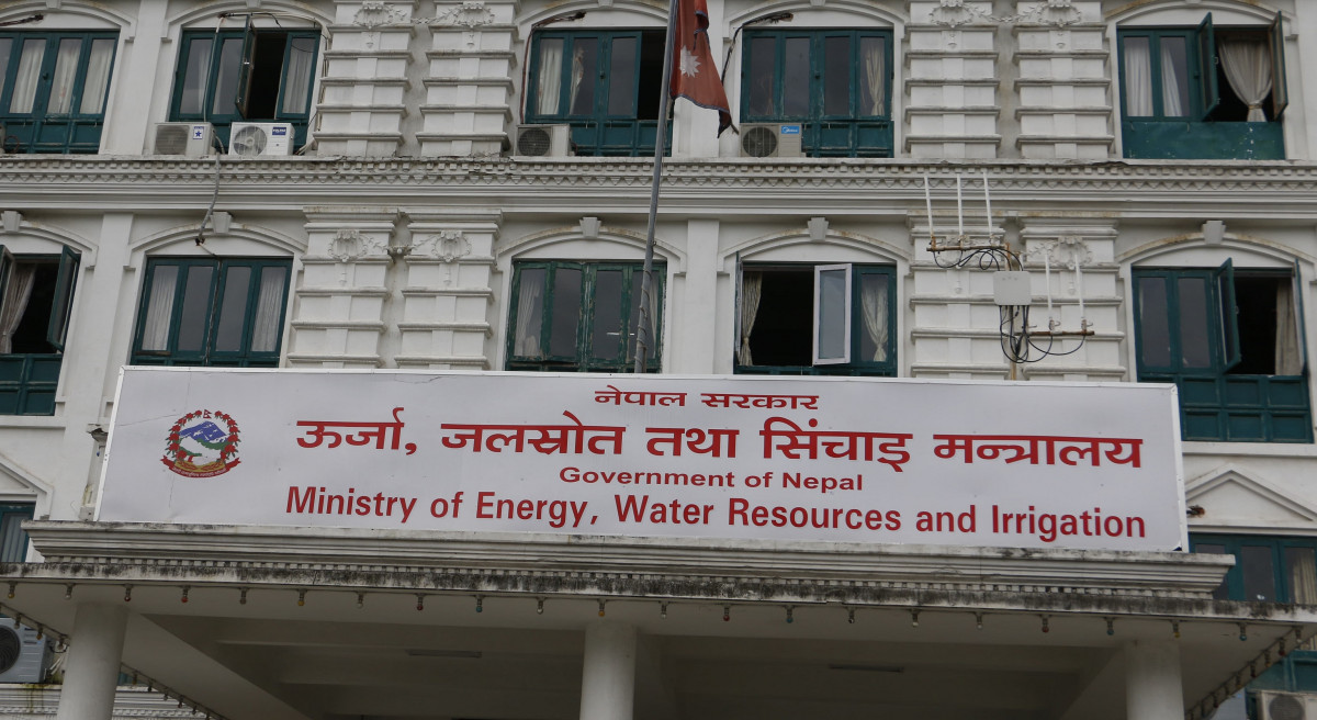 बङ्गलादेशमा पहिलो चरणमा ४० मेगावाट बिक्रि गरिने