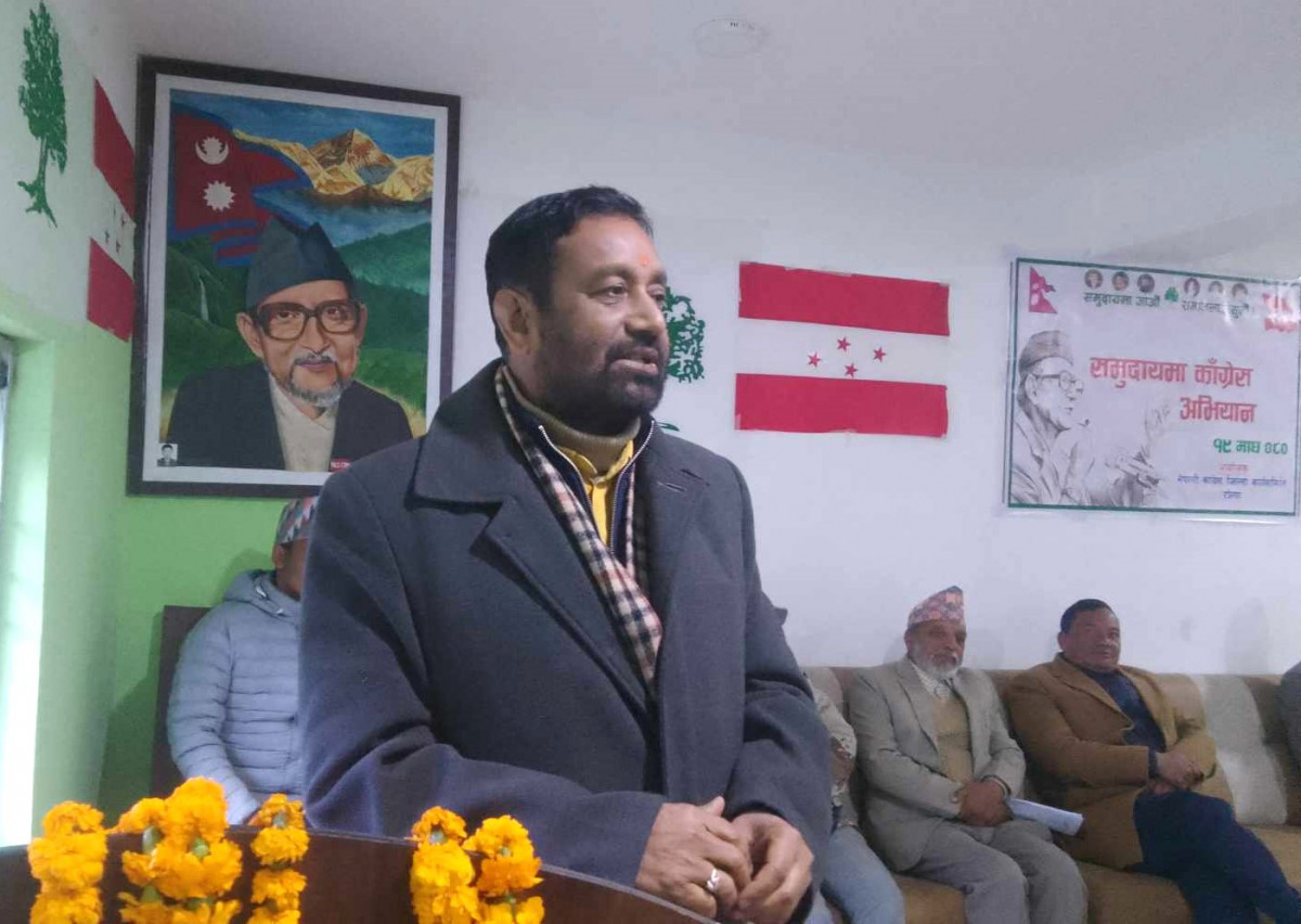कम्युनिष्टहरु विचारमा असफल,राजतन्त्र आउछ भन्नु दिवा सपना : नेता निधि