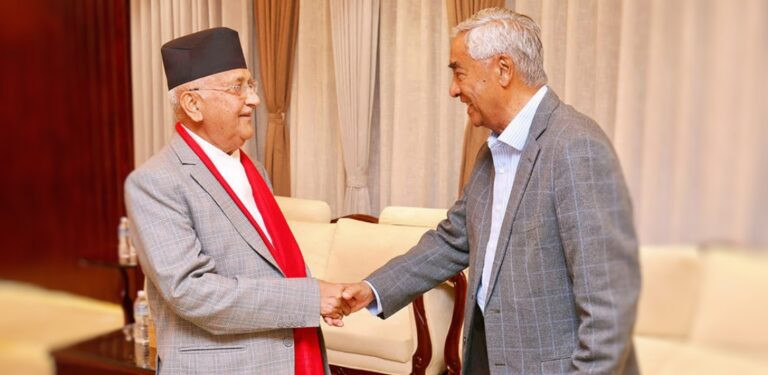 कांग्रेसले ९ र एमालेले ८ मन्त्री लिनेगरि टुंगियो मन्त्रालय भागबन्डा