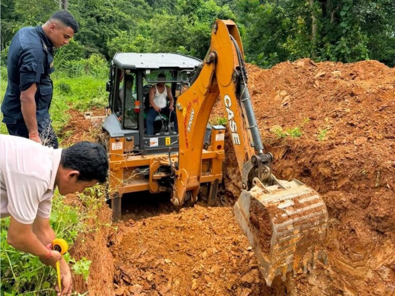 बाढीमा ज्यान गुमाएकाका शव तनहुँको जङ्गलमा व्यवस्थापन गरिँदै