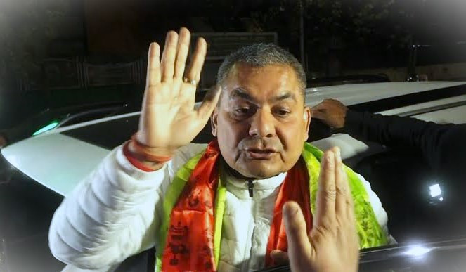 त्रिभुवन विमानस्थलमा फेरि तनाव, दुर्गा प्रसाईँका समर्थक र प्रहरीबीच घम्साघम्सी
